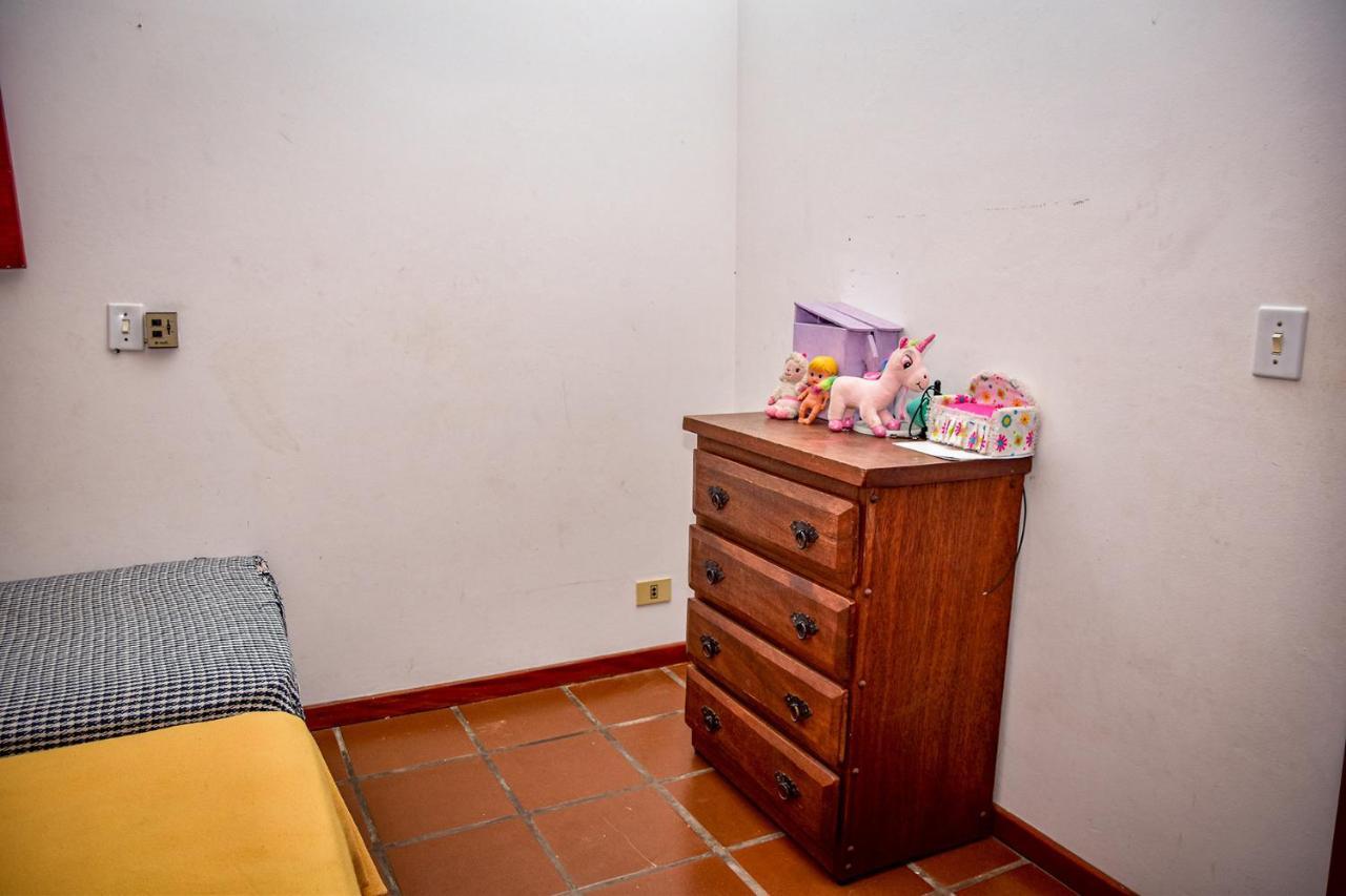 Otima Casa Com Wi-Fi A 350M Da Praia De Peruibe Sp Esterno foto